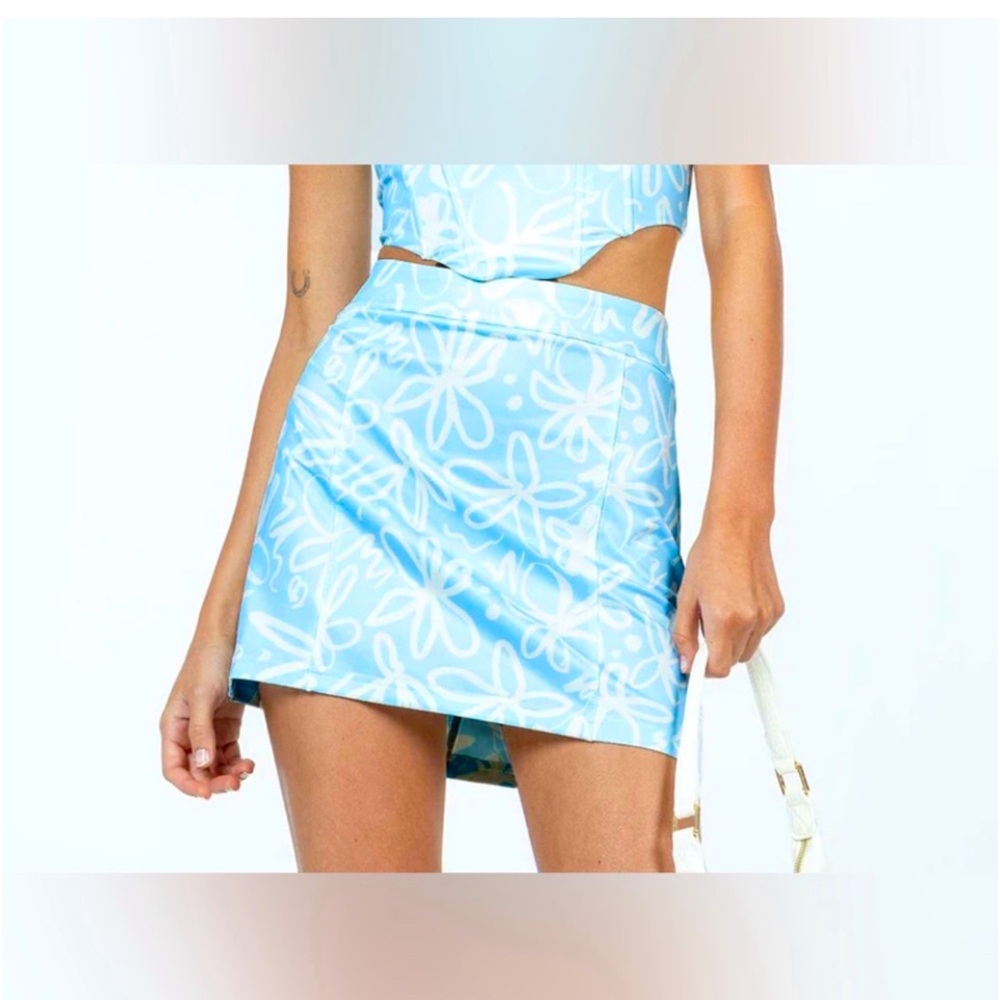 Princess Polly Floral Mid Rise Mini Skirt
